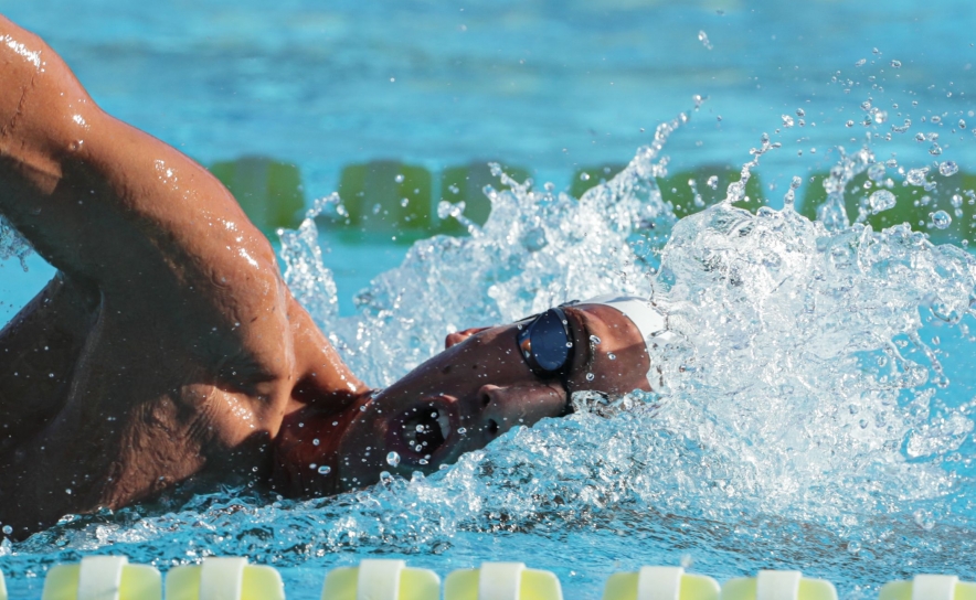 José Paulo Lopes vence 1.500 metros no meeting de natação do Algarve