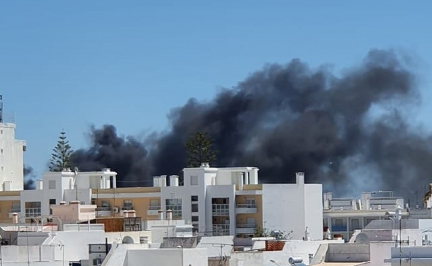 Grande Incêndio em estaleiro em olhão