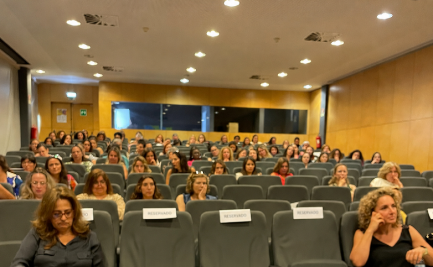 CPCJ de Portimão promove seminário sobre os desafios da parentalidade e a parentalidade no mundo digital