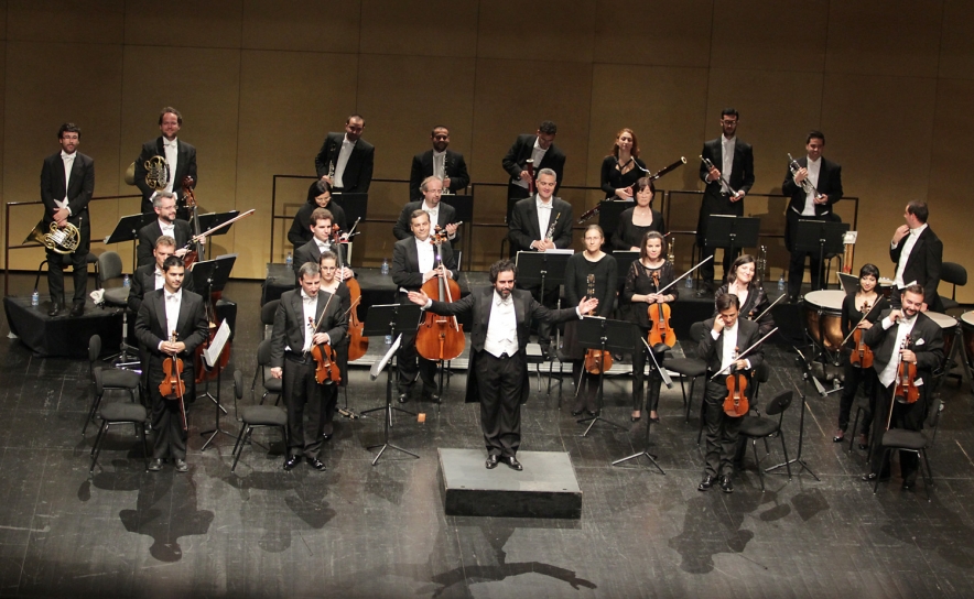   Orquestra Clássica do Sul no Templo Romano de Évora em concerto integrado na «Estação das Orquestras»