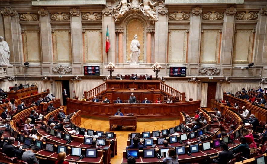 Presidente da República decretou oficialmente a dissolução do Parlamento 