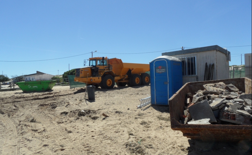 Tribunal suspende demolição de 137 casas na ilha do Farol na Ria Formosa