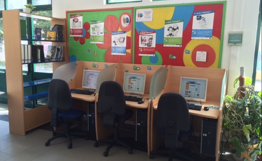 Espaço Jovem reforça postos públicos de acesso à internet