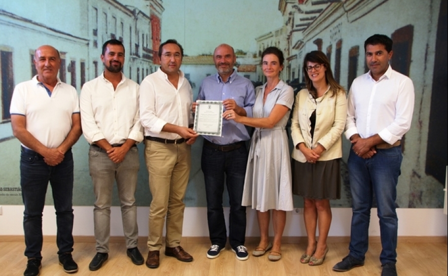 Município de São Brás de Alportel atribuiu voto de louvor ao alojamento «Farmhouse of Palms», vencedor do Portugal Trade Awards 2019