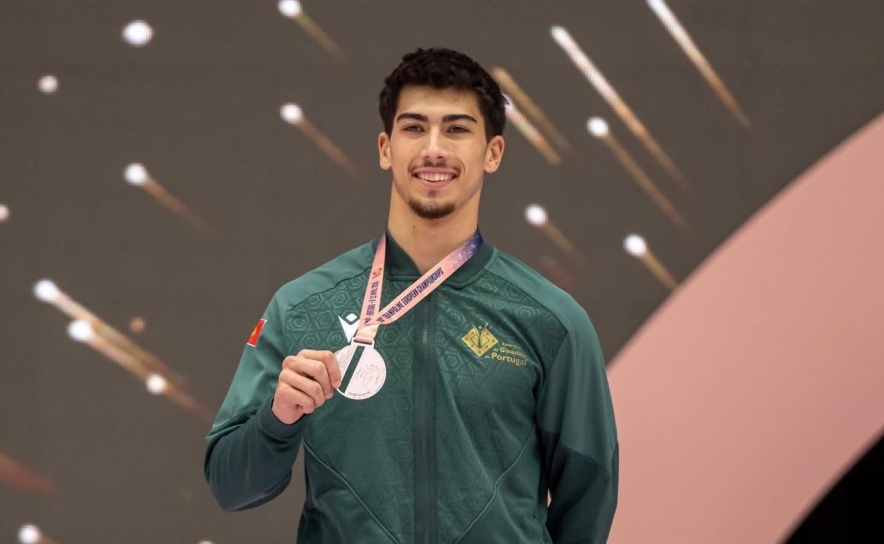 MUNICÍPIO DE LOULÉ FELICITA GINASTAS DO CONCELHO POR PRESTAÇÕES NO CAMPEONATO EUROPEU DE TRAMPOLINS